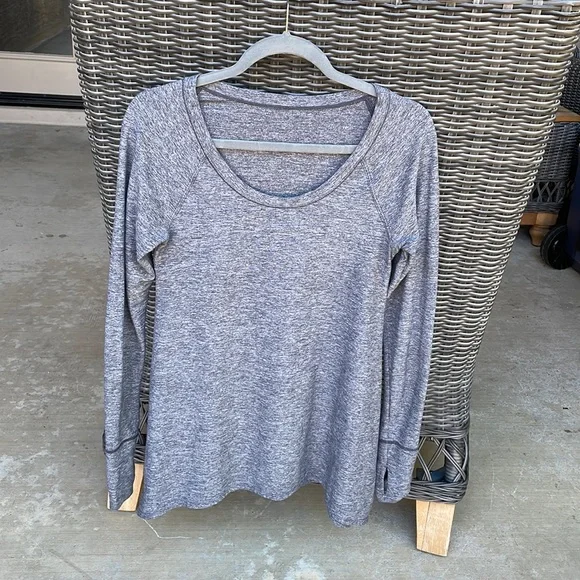 Lululemon Rulu Rehearsal Heathered Gray Black Swan Top - Picture 2 of 4